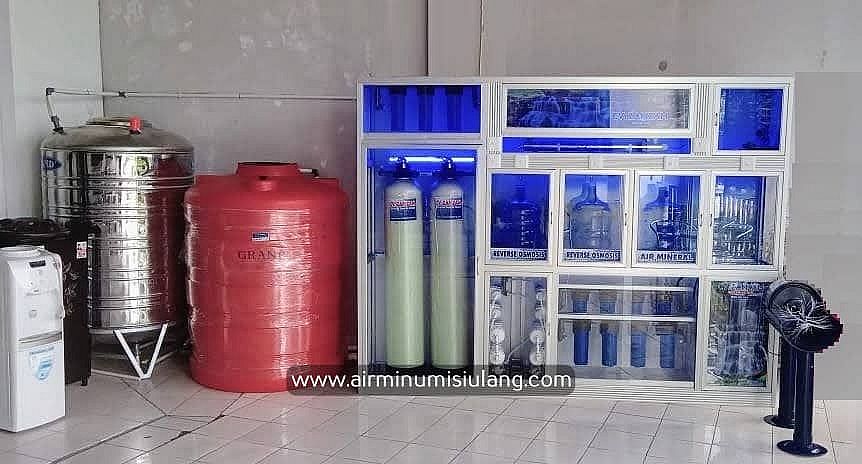 Berkah RO: Depot Air Minum Isi Ulang Galon yang Menyegarkan Hidup di Kuripan